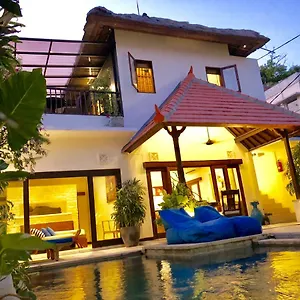 Villa Carissa Centre, Bali By Le Ciel Hospitality, Seminyak